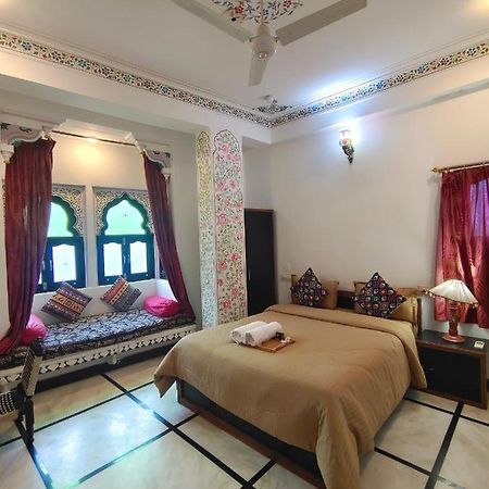 The Rustic Monk Hostel Udaipur Exterior foto