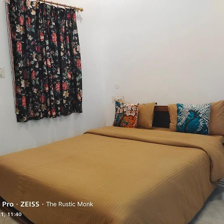 The Rustic Monk Hostel Udaipur Exterior foto