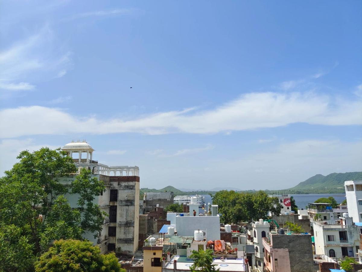 The Rustic Monk Hostel Udaipur Exterior foto