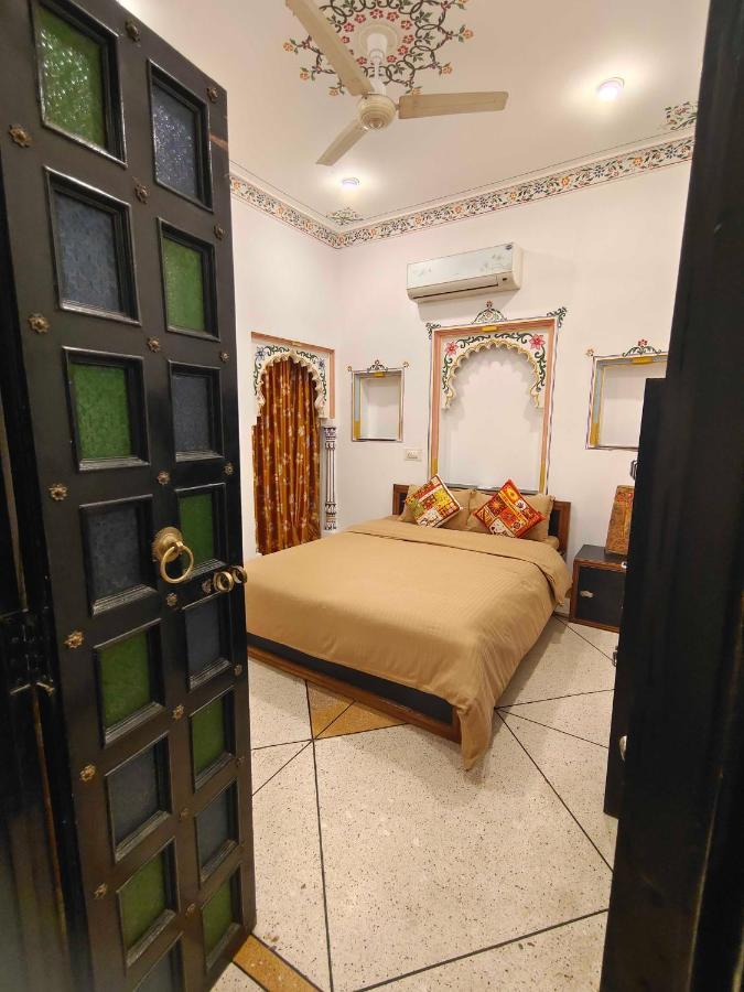 The Rustic Monk Hostel Udaipur Exterior foto