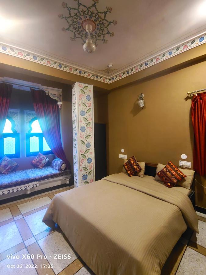 The Rustic Monk Hostel Udaipur Exterior foto